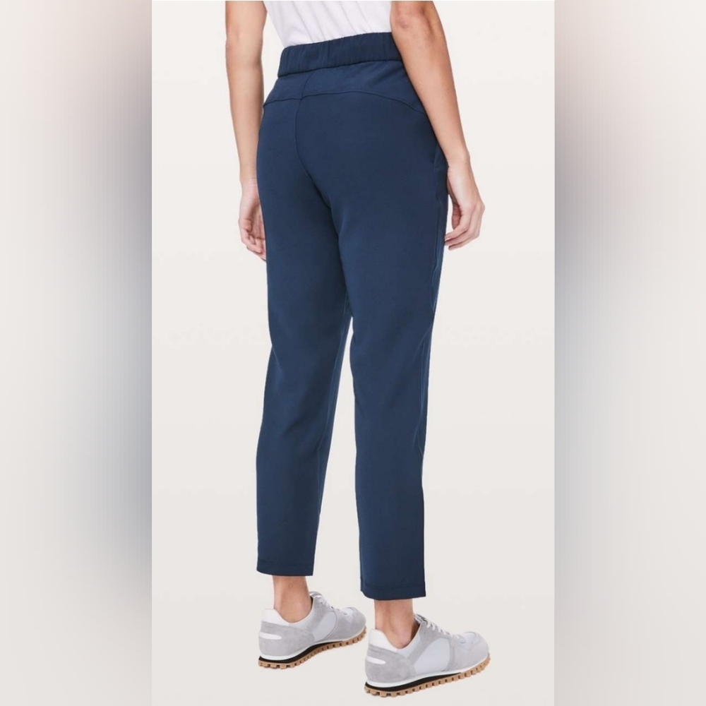 Lululemon On The Fly Pant  True Navy